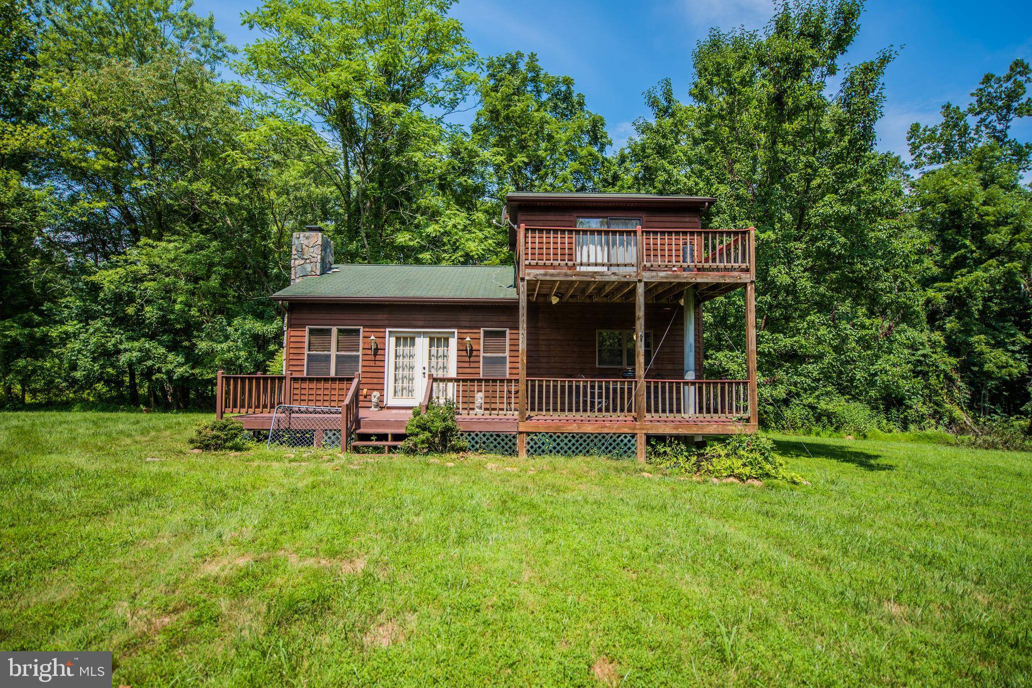 Great Cacapon, WV 25422,205 MEADOW WOOD CIRCLE