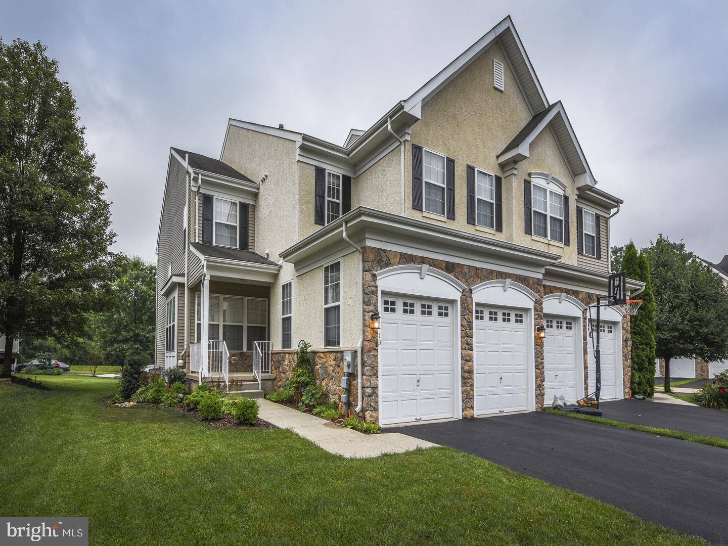 Yardley, PA 19067,13 VALLEY VIEW DR