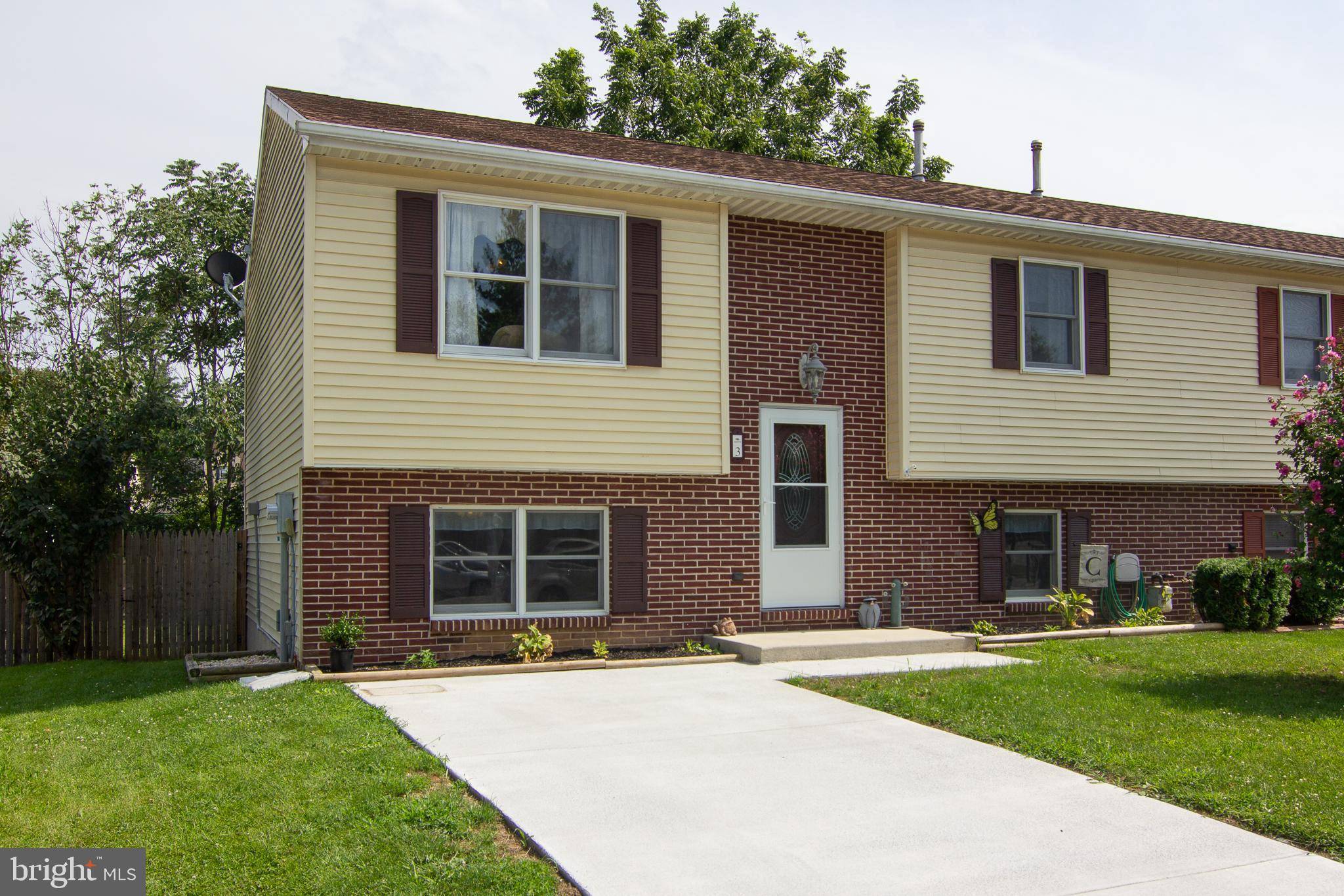 Hanover, PA 17331,3 STUART CIR