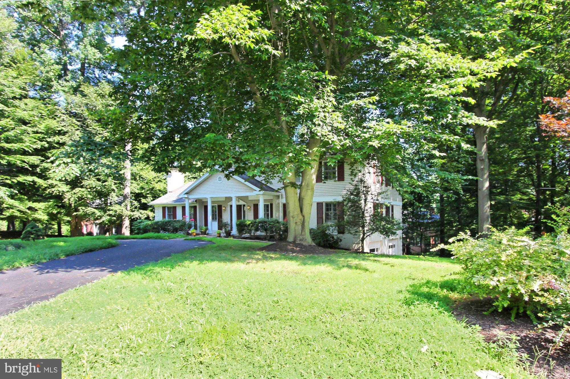 Mclean, VA 22101,6924 BUTTERNUT CT