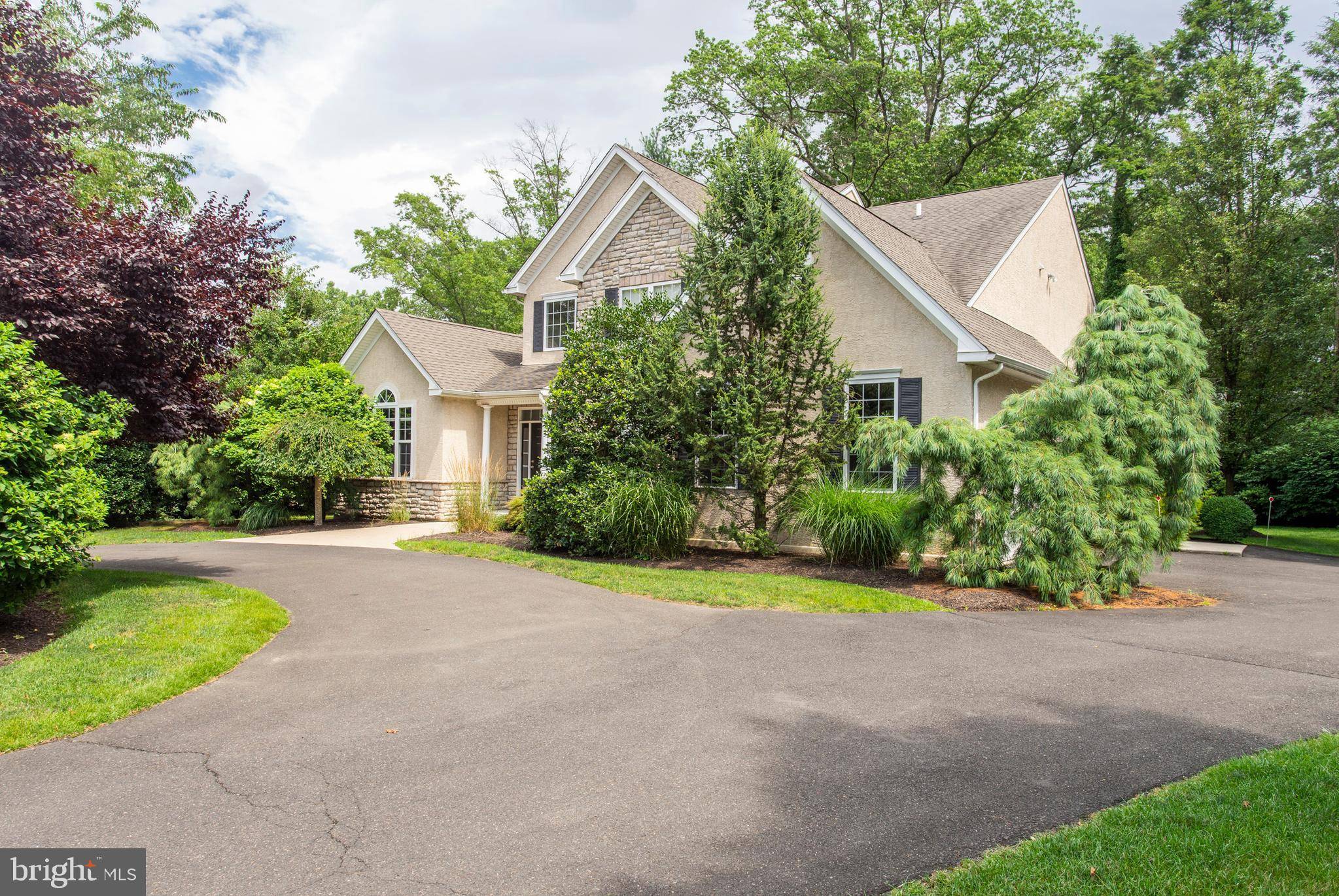 Rydal, PA 19046,845 WASHINGTON LN