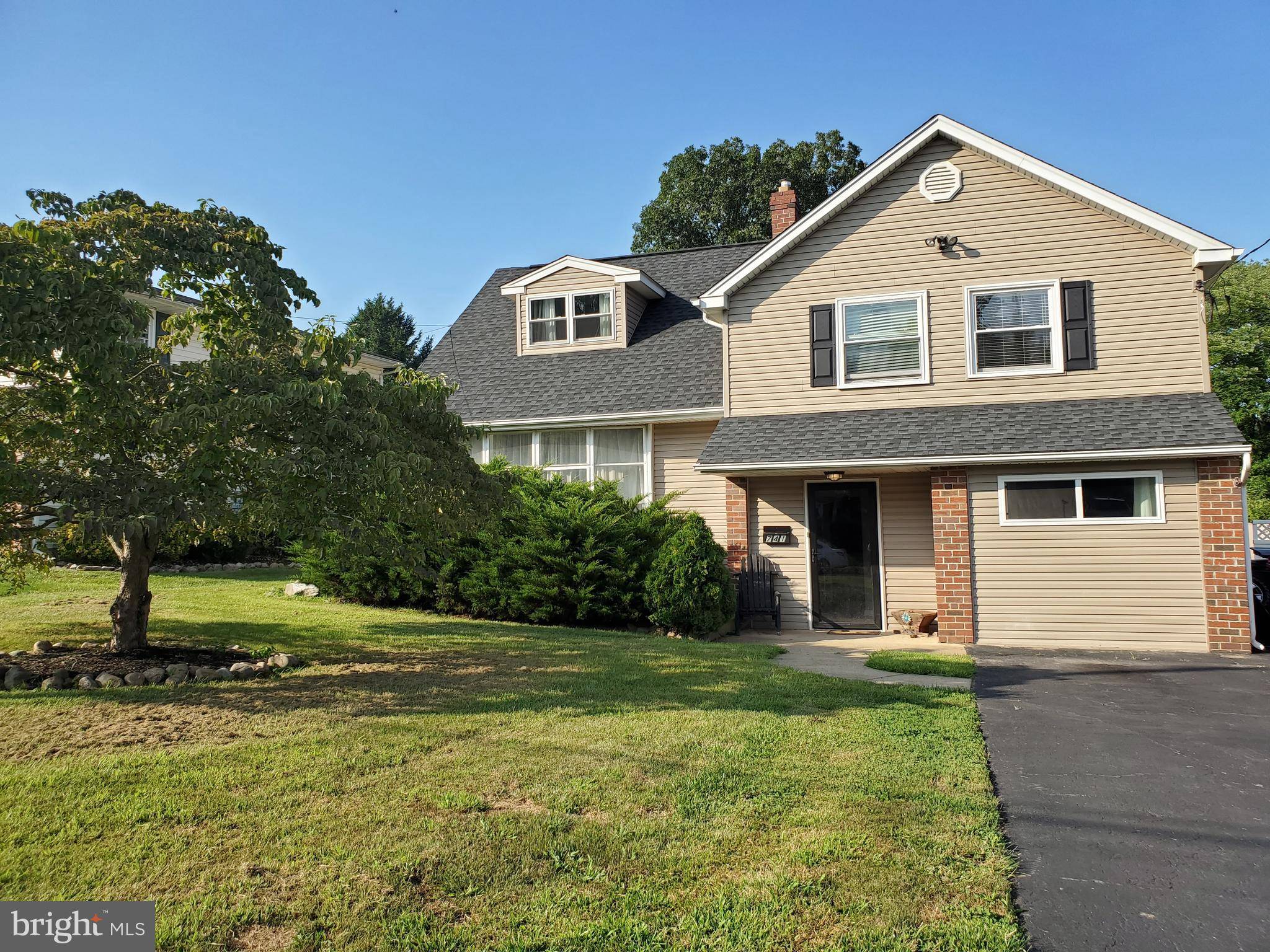 Warminster, PA 18974,741 CHERYL DR