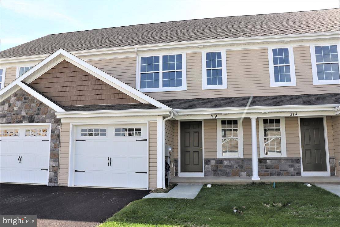 Manheim, PA 17545,314 CEDAR HOLLOW #91