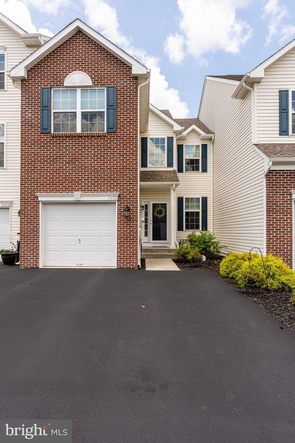 Macungie, PA 18062,5408 SPRING RIDGE DR W