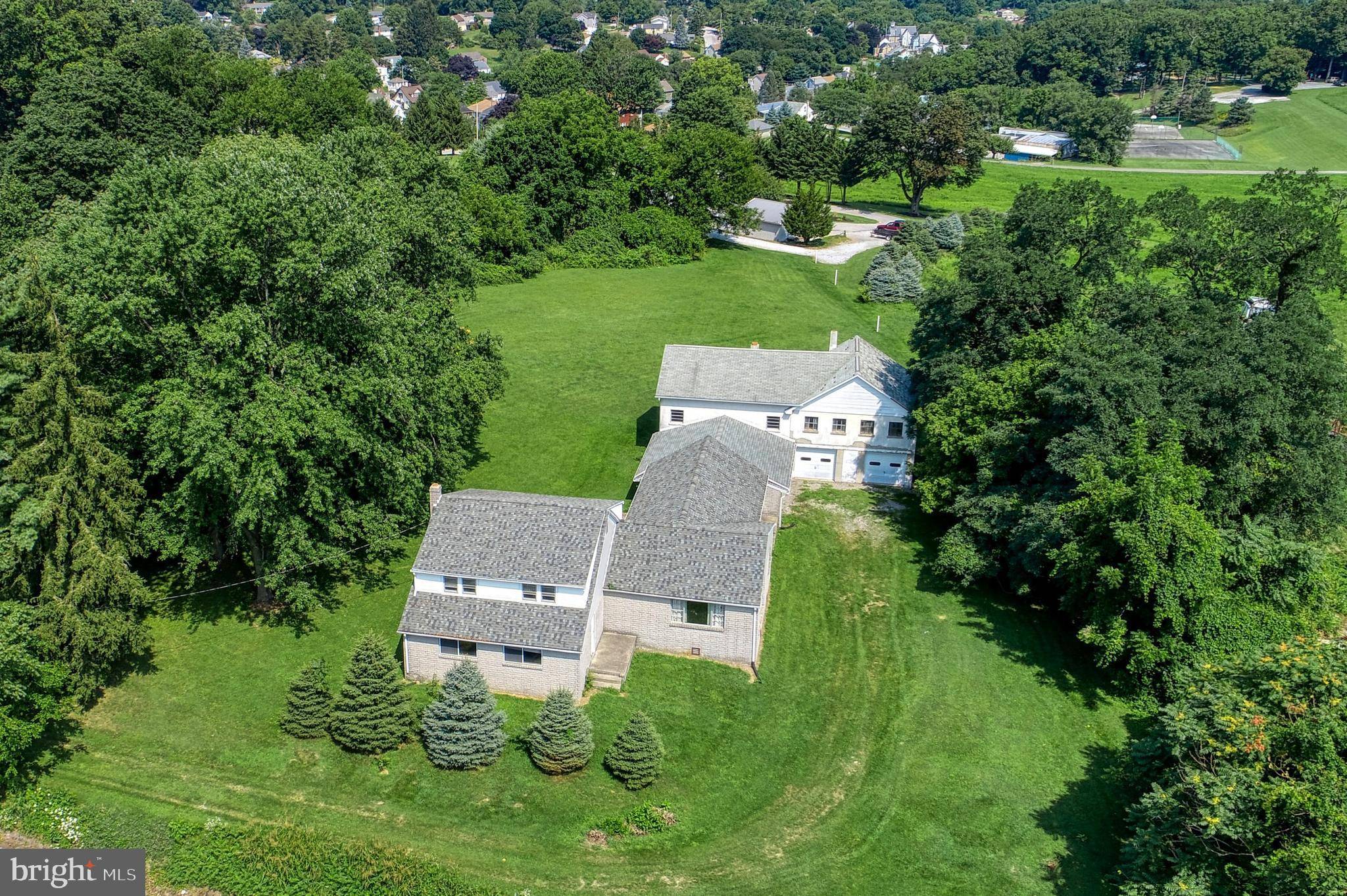 Dallastown, PA 17313,500 E CLOVER LN