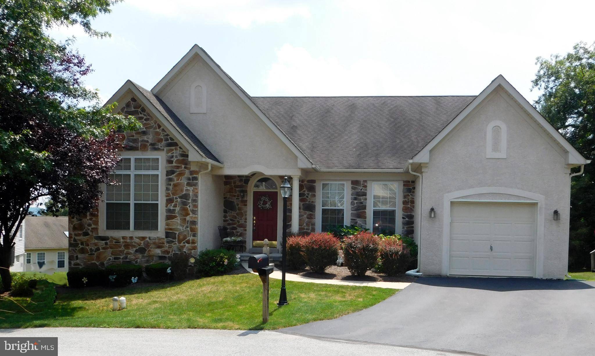 Downingtown, PA 19335,1304 CASTING CT