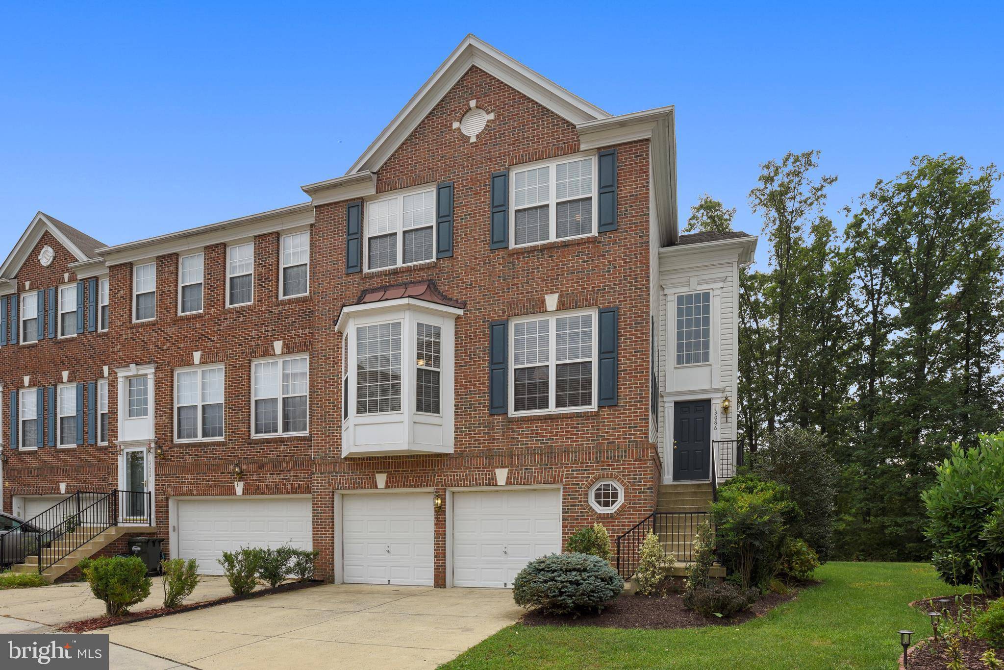 Herndon, VA 20171,13086 ROSE PETAL CIR