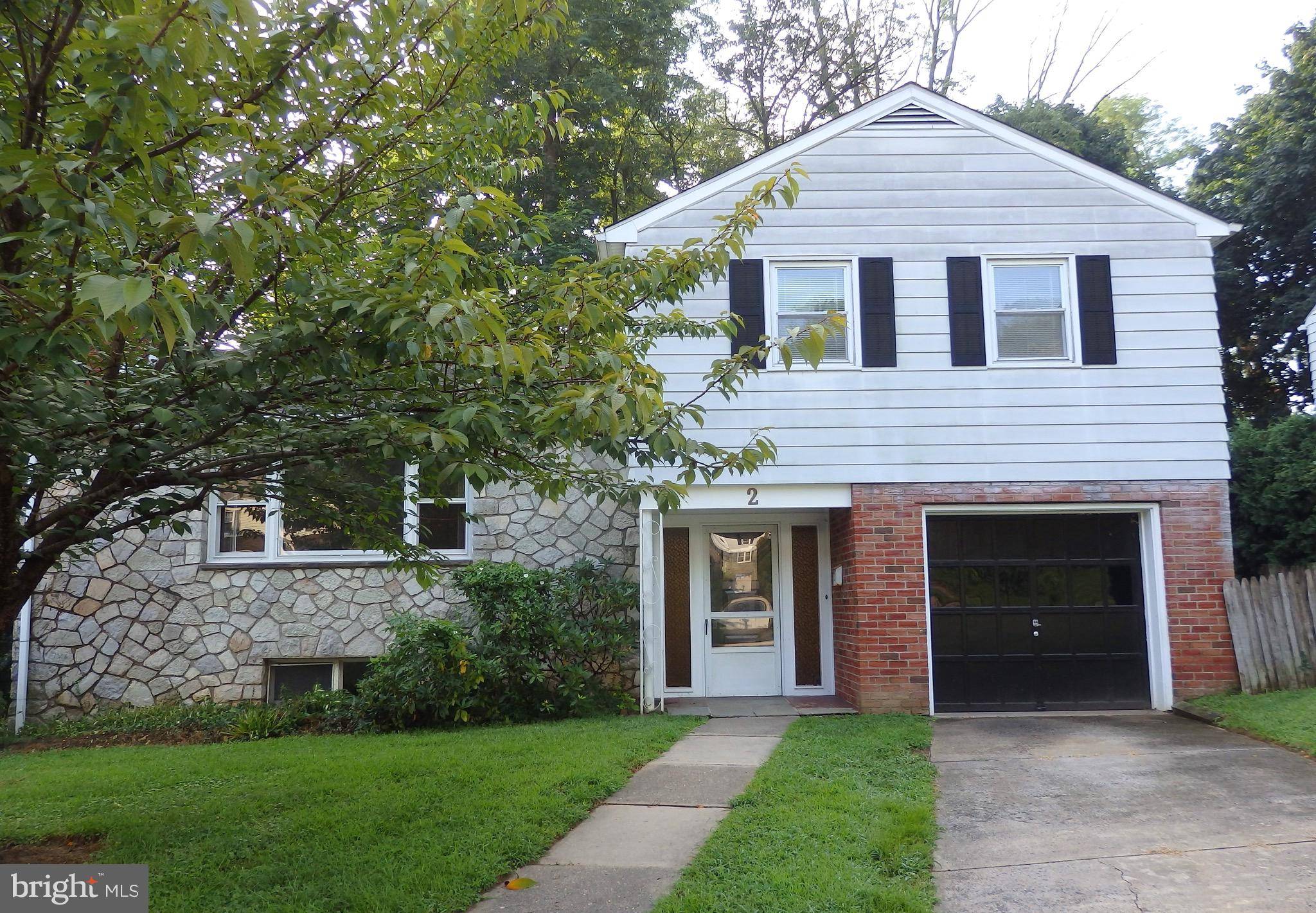 Drexel Hill, PA 19026,2 PILGRIM LN