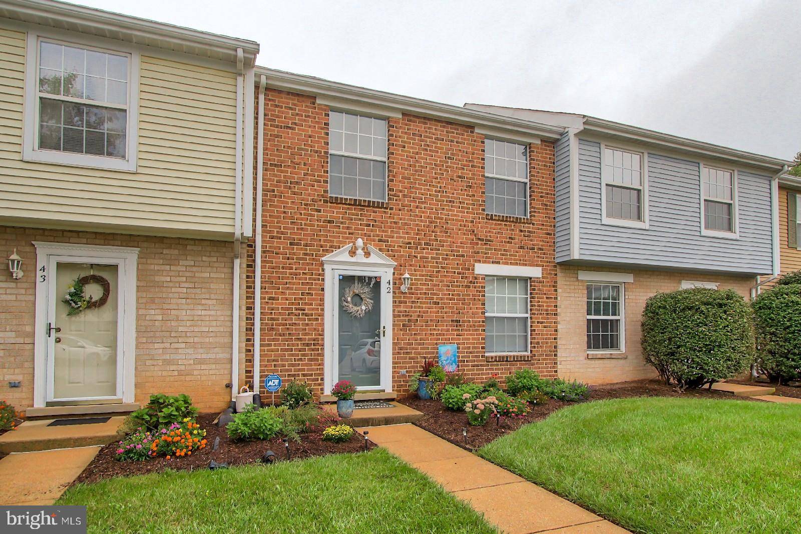 York, PA 17404,42 WILLIAMSTOWN CIR