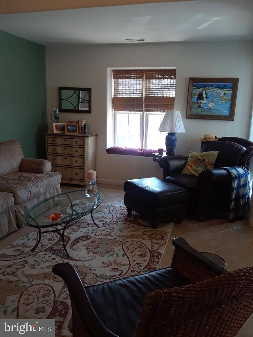 Wildwood, NJ 08260,235 E HILDRETH AVE #200