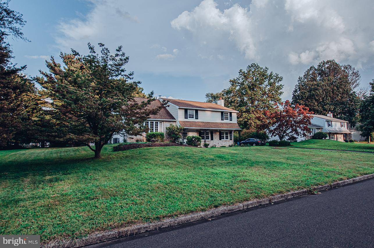 Southampton, PA 18966,91 WOODLAKE DR