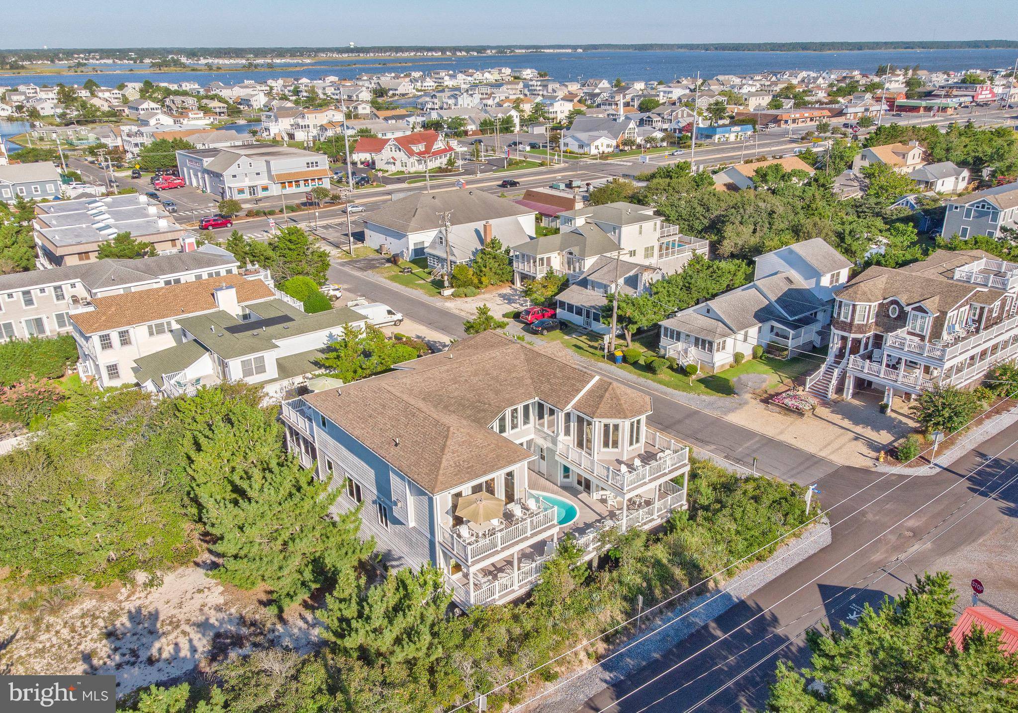 Fenwick Island, DE 19944,810 BUNTING AVE