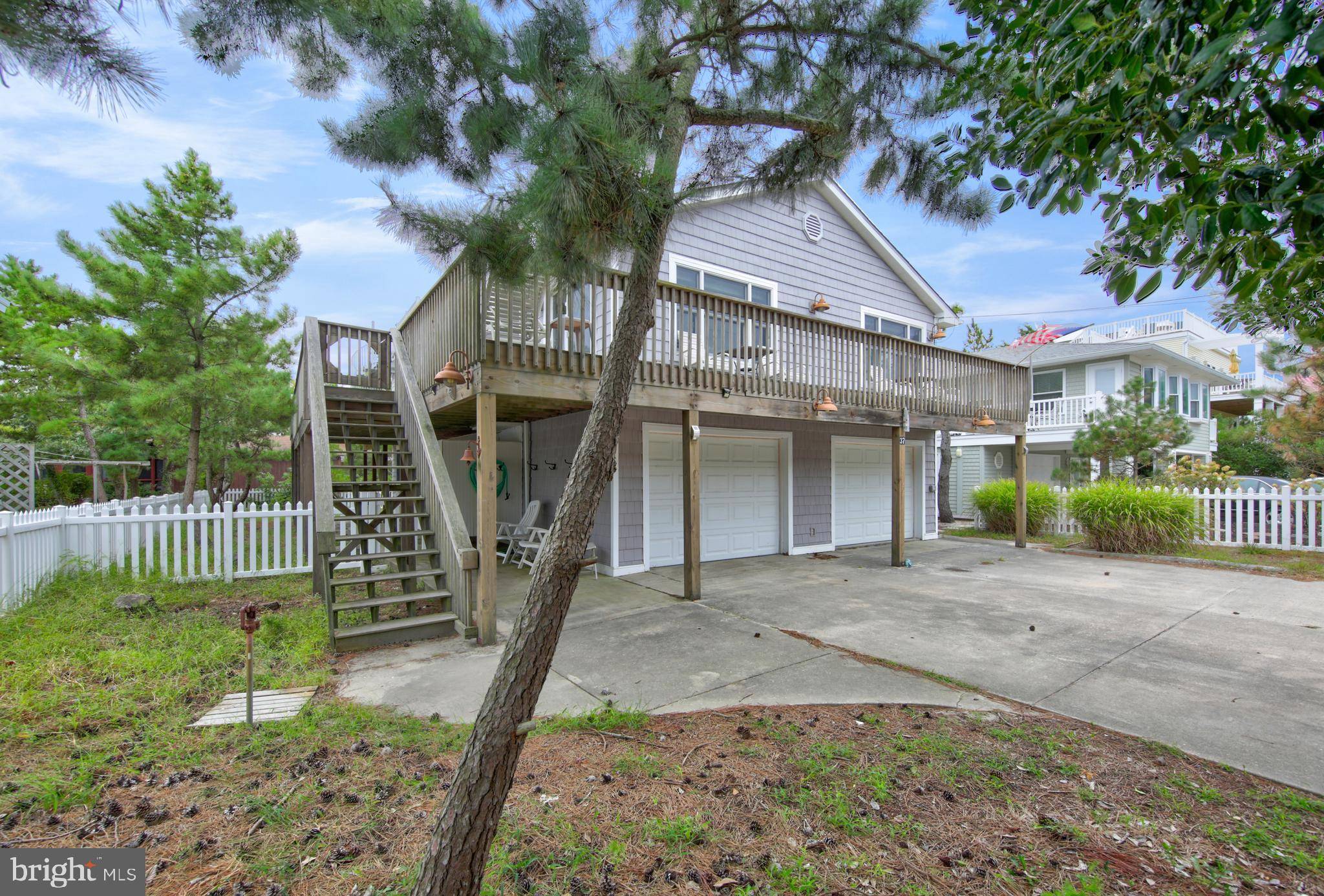 Bethany Beach, DE 19930,37 DUNE