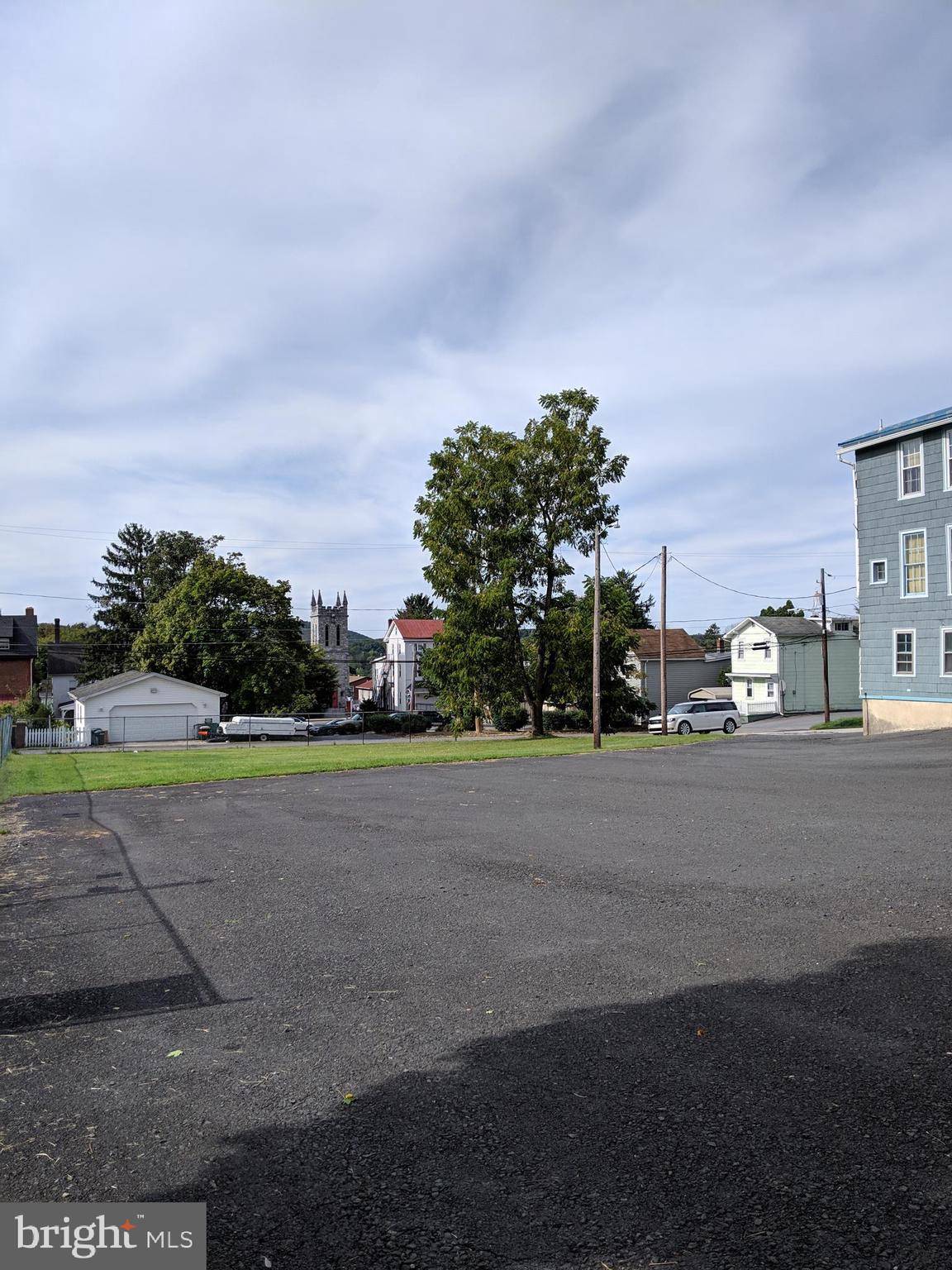 Orwigsburg, PA 17961,303 E MIFFLIN ST