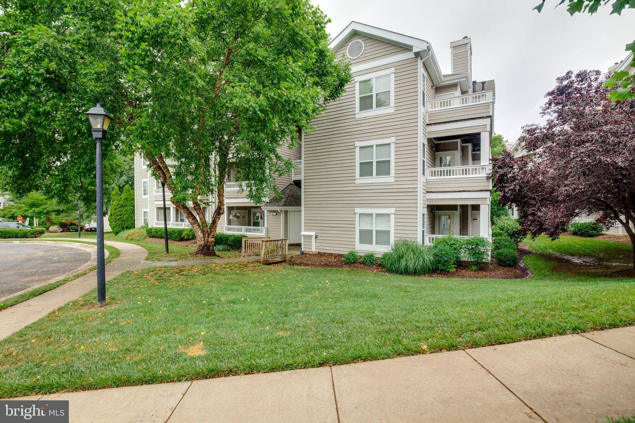 Centreville, VA 20121,14304 ROSY LN #12