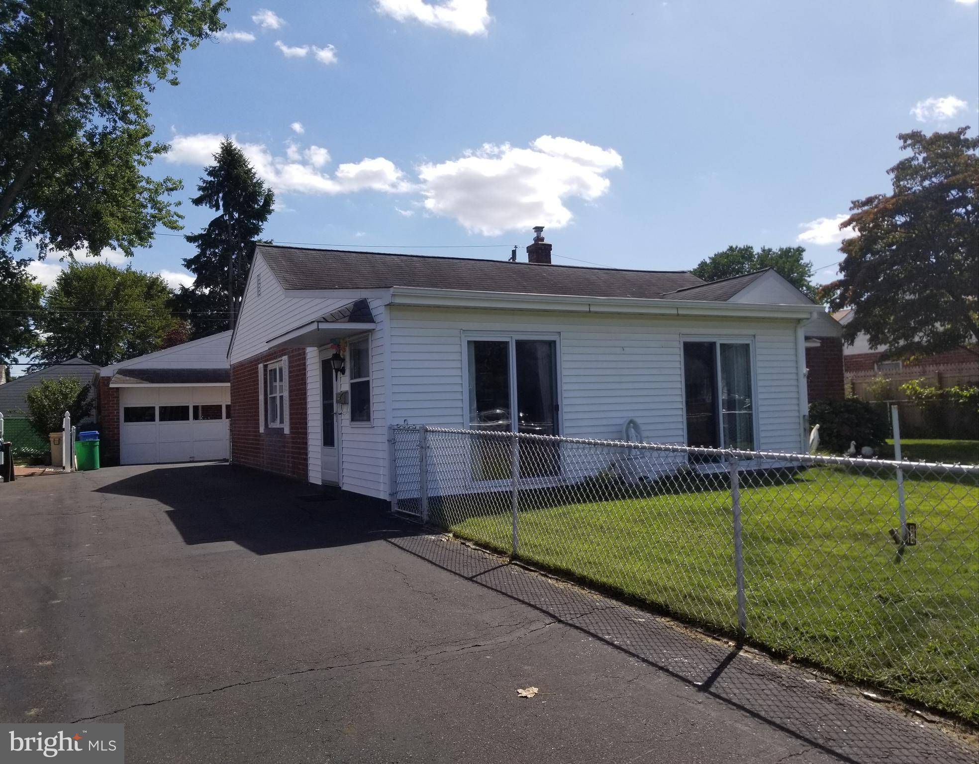 Bristol, PA 19007,4616 GARY DR