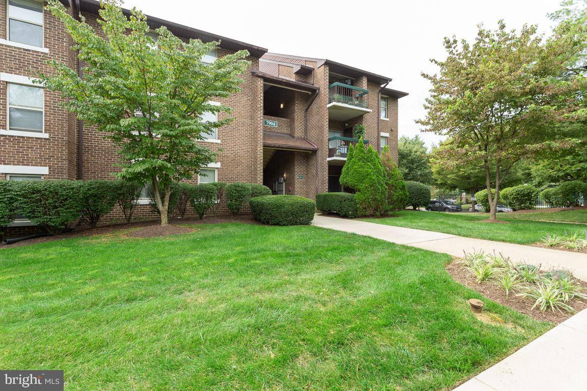 Gaithersburg, MD 20879,7904 BADENLOCH WAY #103