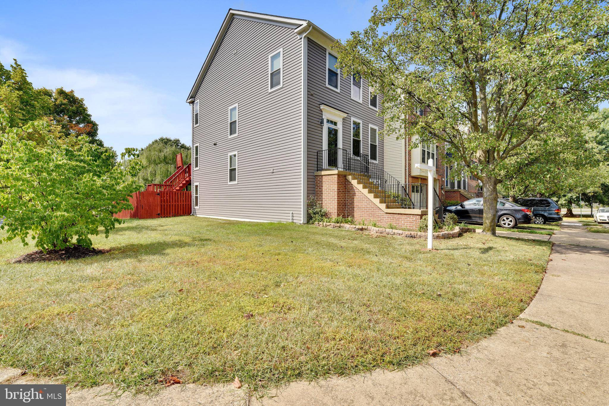 Sterling, VA 20165,20969 PROMONTORY SQ