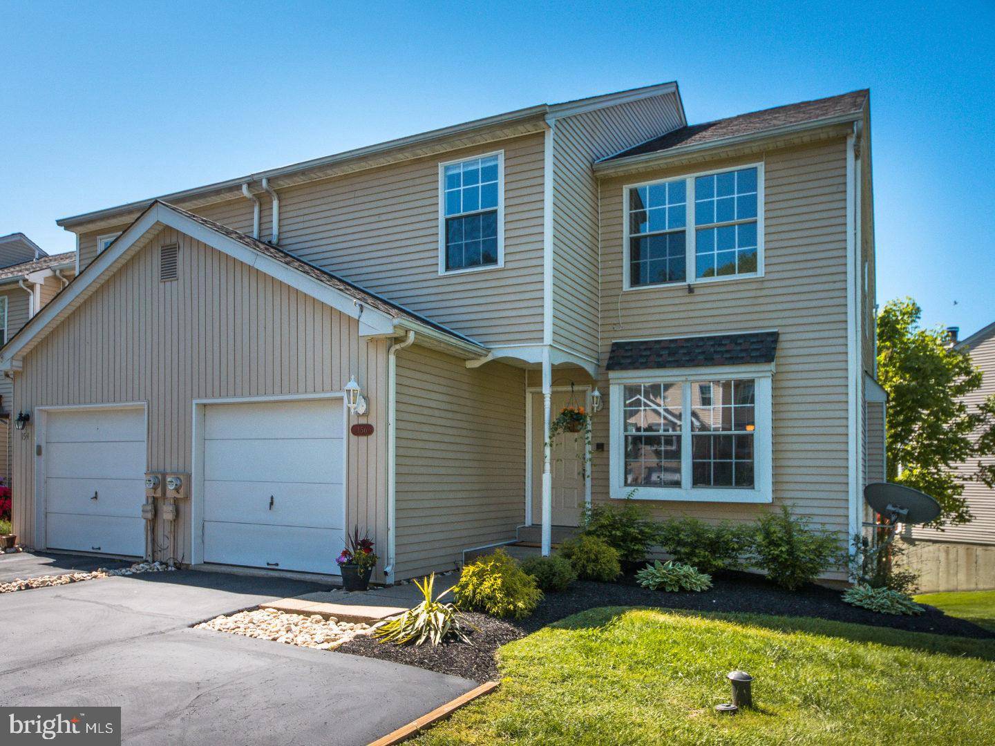 Feasterville Trevose, PA 19053,156 FORGE LN