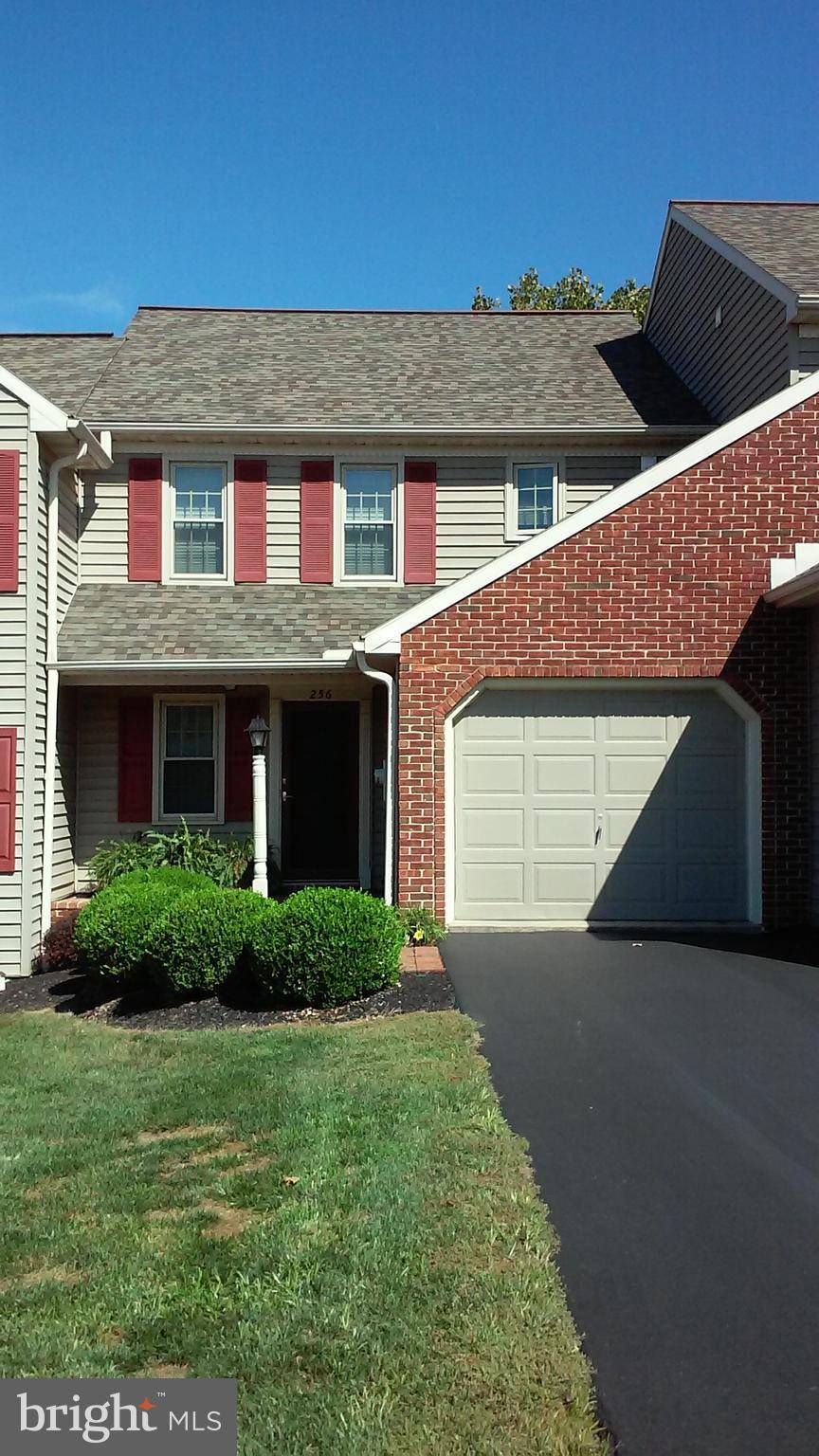 Ephrata, PA 17522,256 SAND COURT