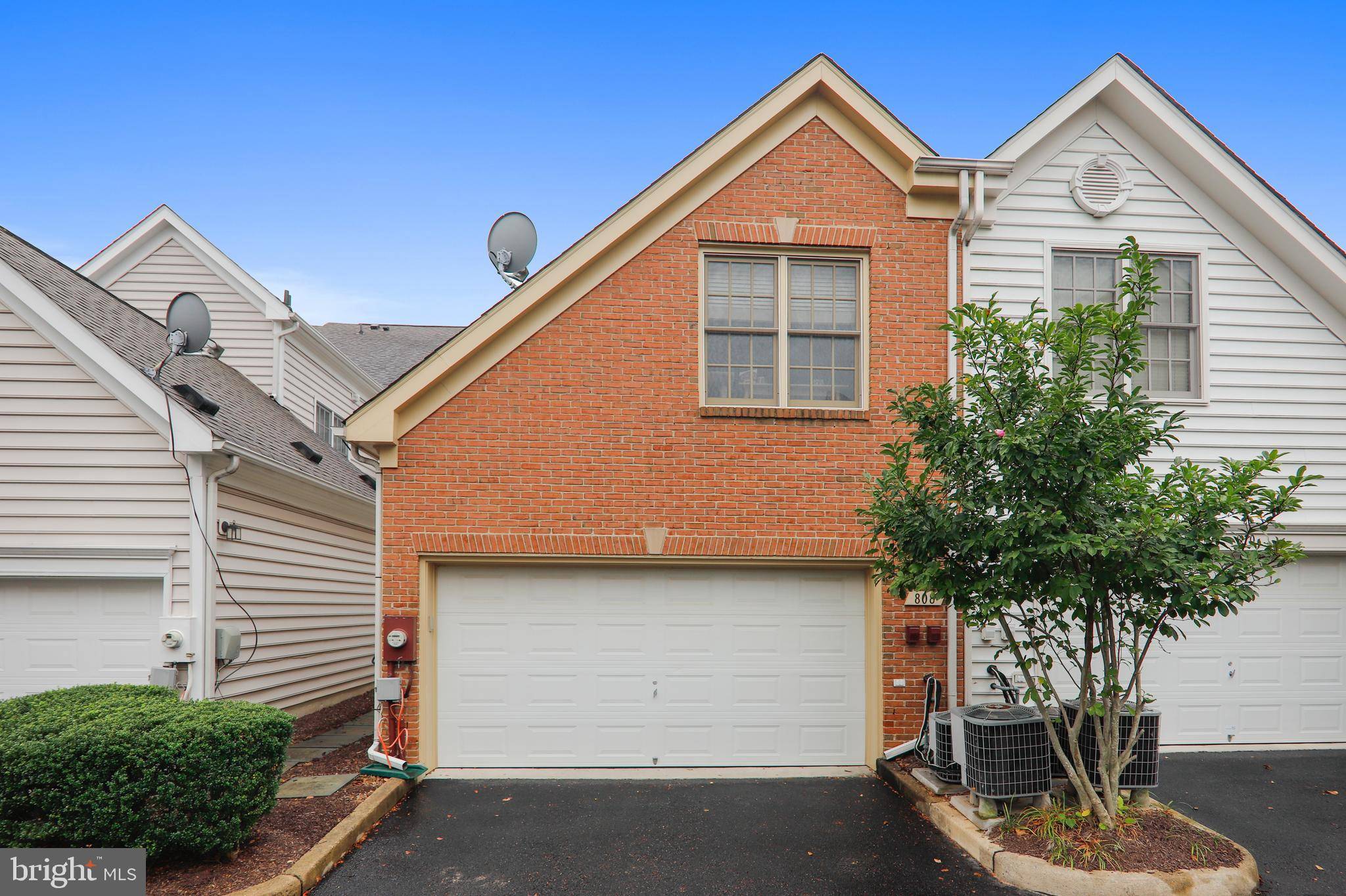 Rockville, MD 20850,808 OAK KNOLL TER