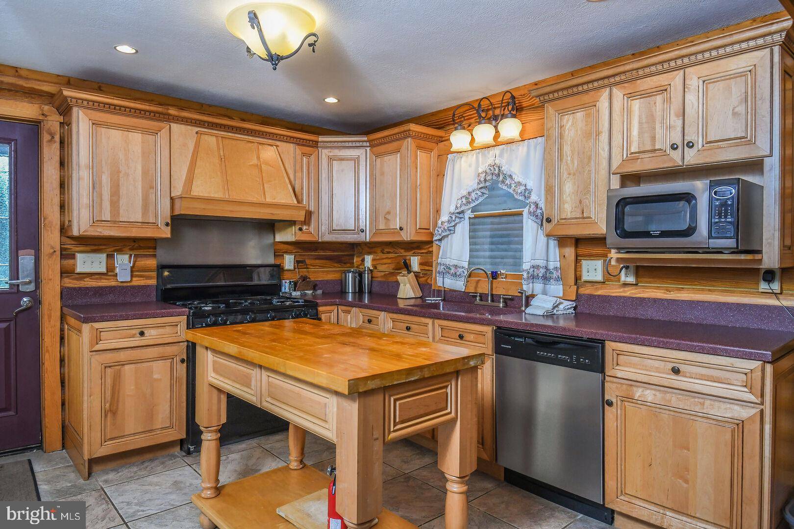 Mc Henry, MD 21541,174 NORDIC LN