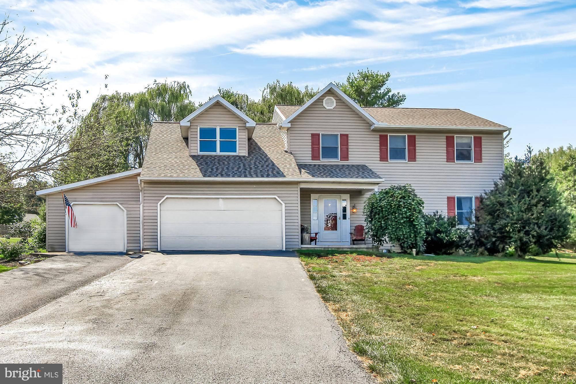 Lancaster, PA 17603,1023 FLAGSTONE CT