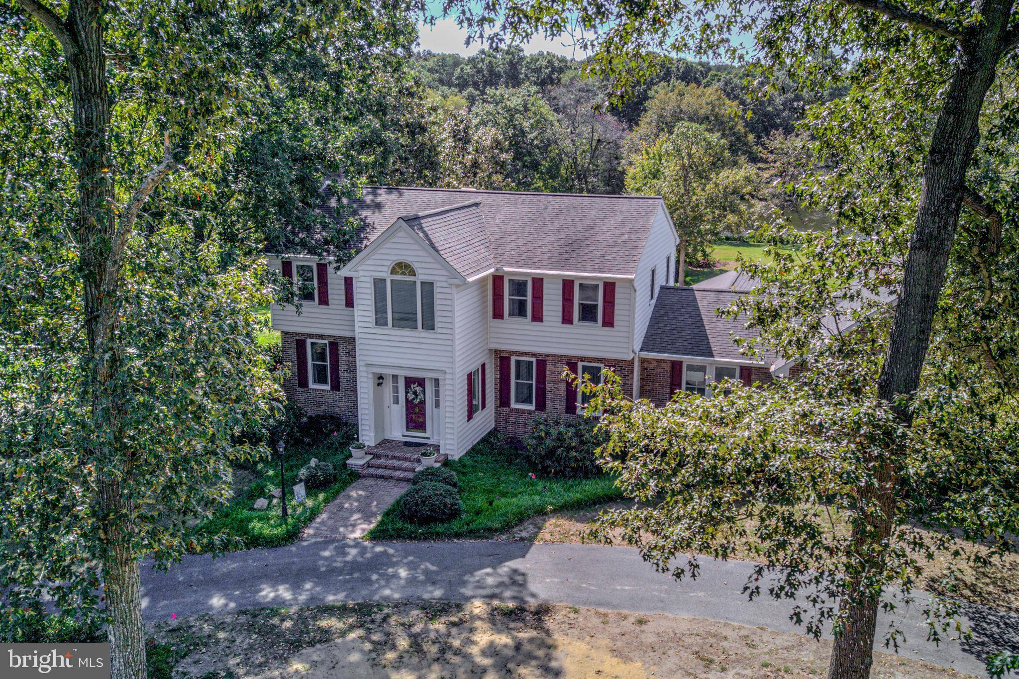 Seaford, DE 19973,4 GREENLEAF LN