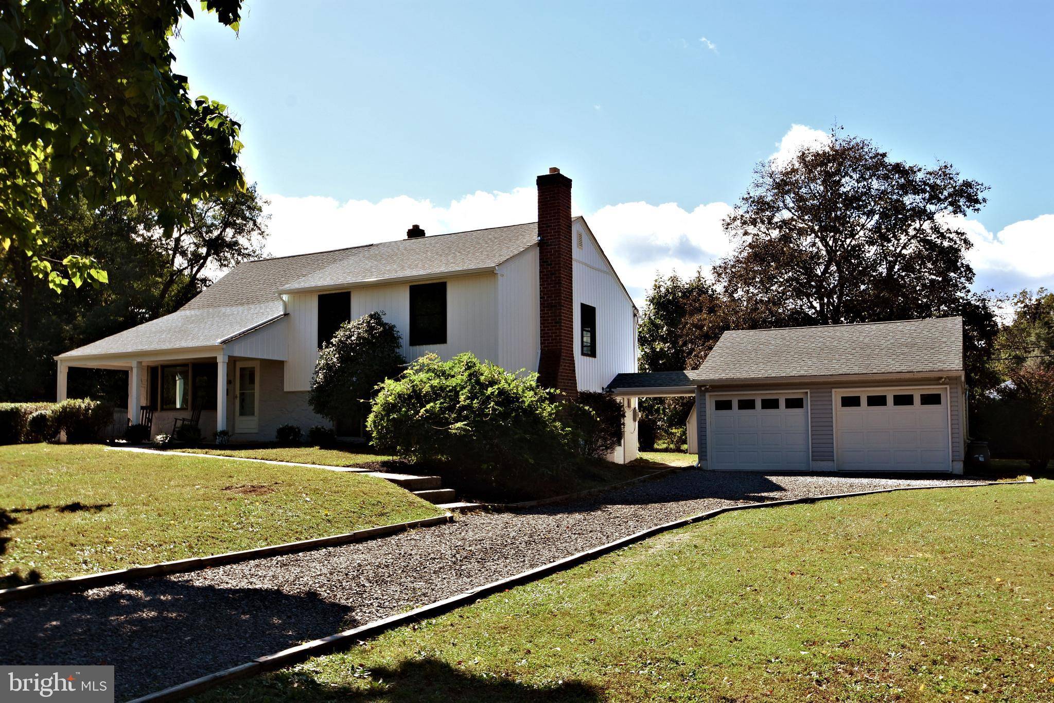 Blue Bell, PA 19422,1435 MANOR LN