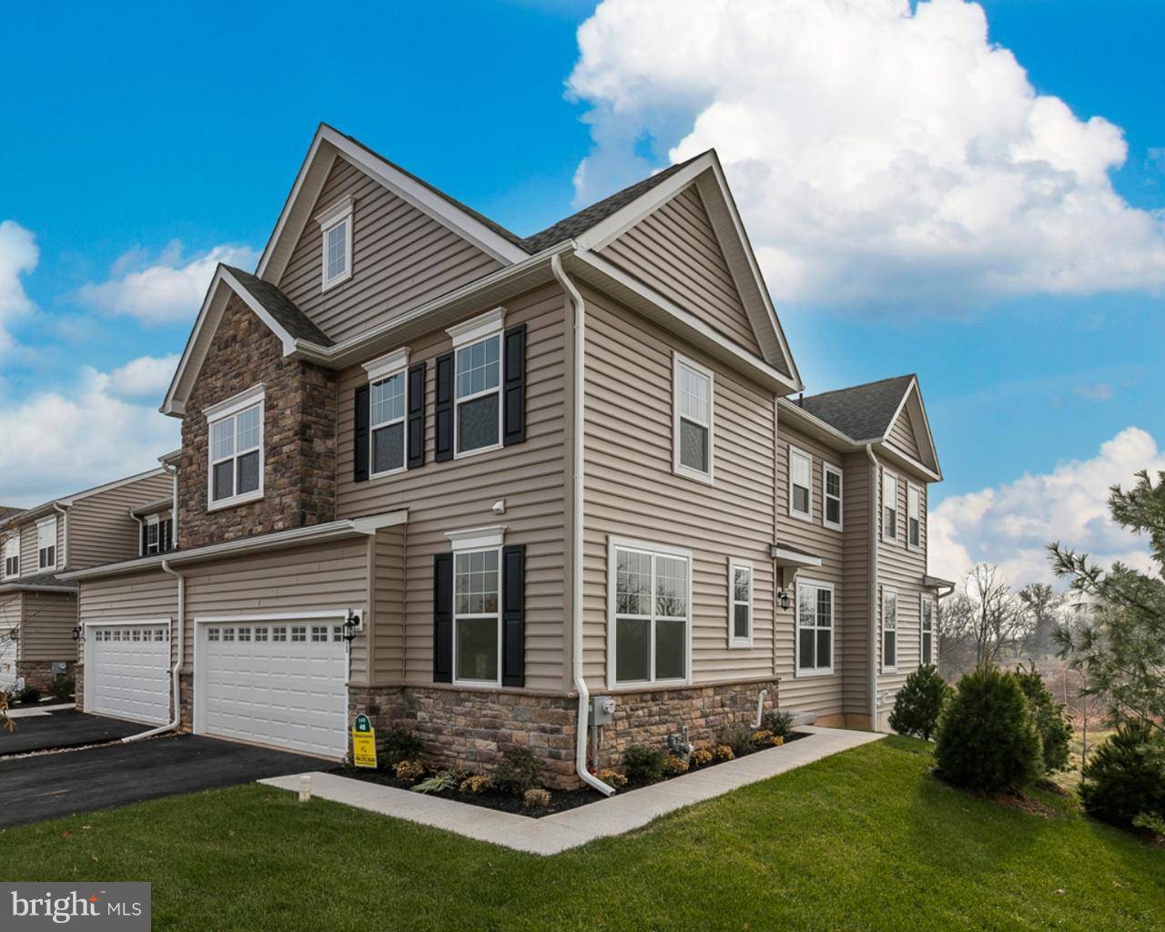 Royersford, PA 19468,22 AUBREY CIR