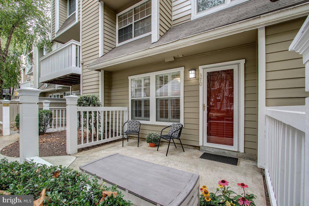 Rockville, MD 20852,5801 INMAN PARK CIR #370