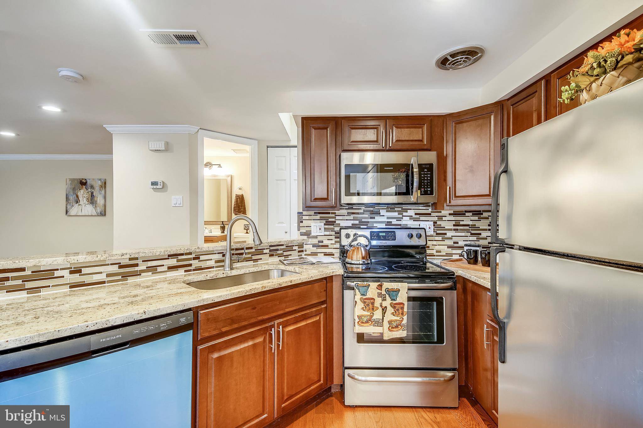 Gaithersburg, MD 20879,8702 DREXEL HILL PL