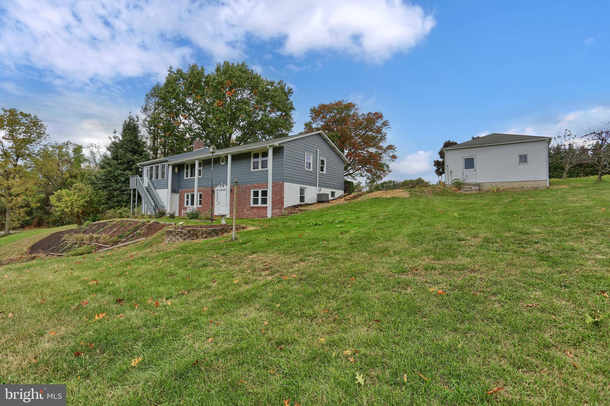 Spring Grove, PA 17362,2123 HILLCREST RD