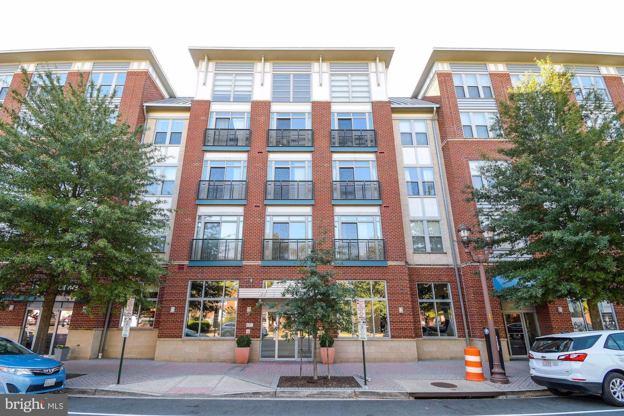 Arlington, VA 22209,1800 WILSON BLVD #128