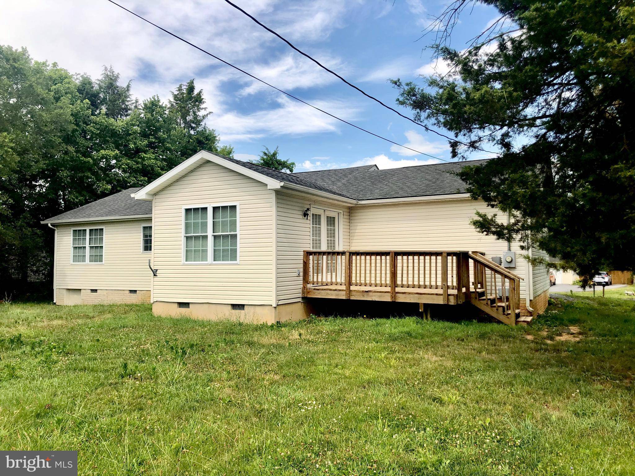 Inwood, WV 25428,259 PICKETTE