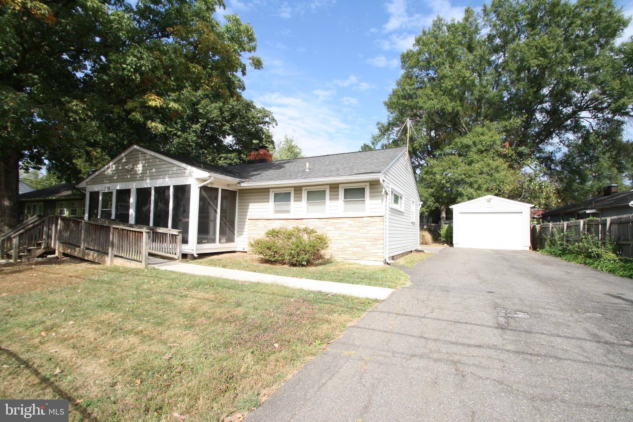 Lanham, MD 20706,9414 SHERIDAN ST