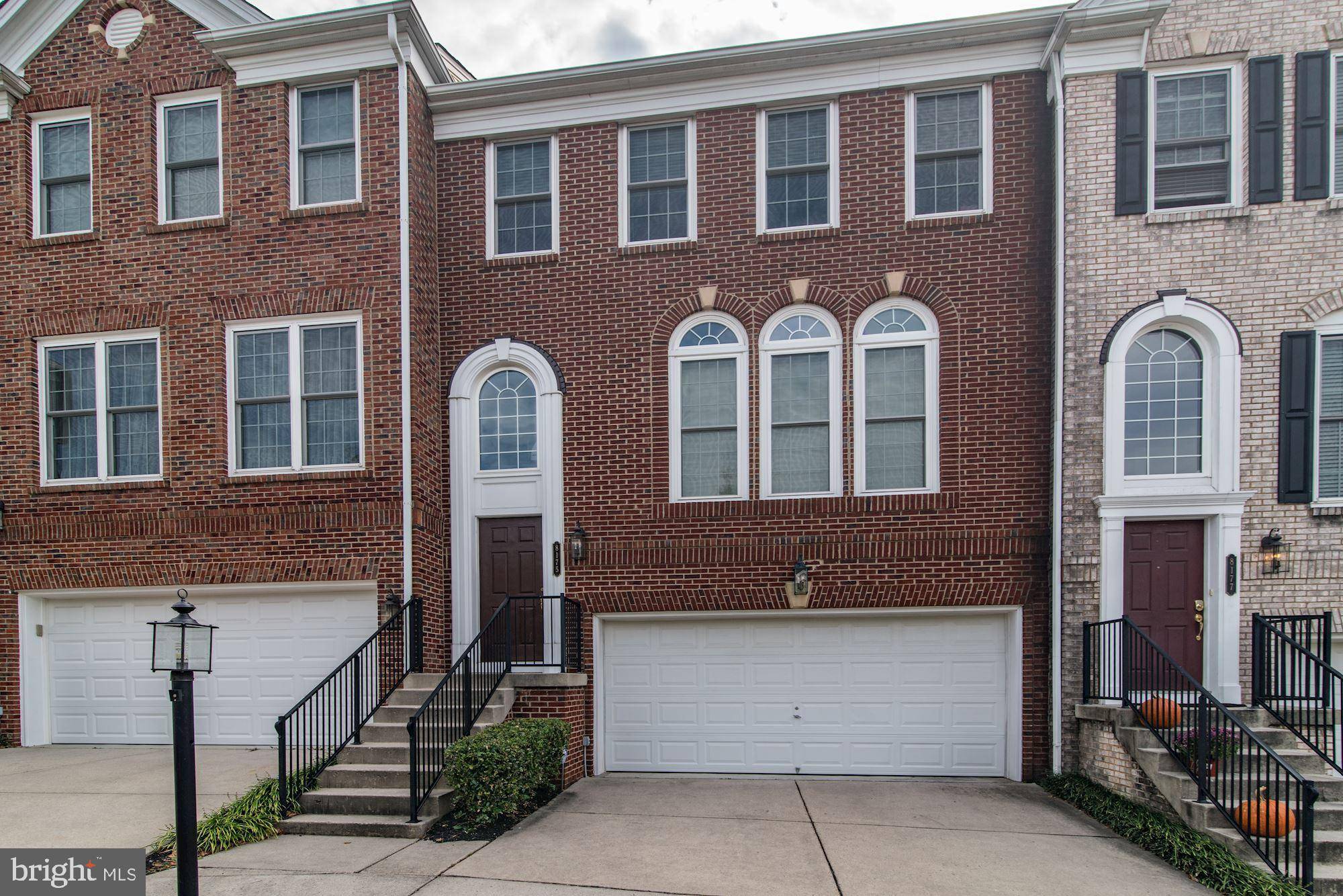 Lorton, VA 22079,8175 PASTURE ROSE CT