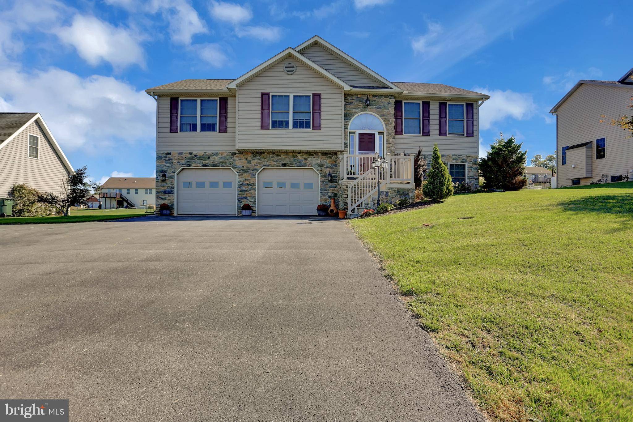 Shippensburg, PA 17257,8 OSPREY WAY