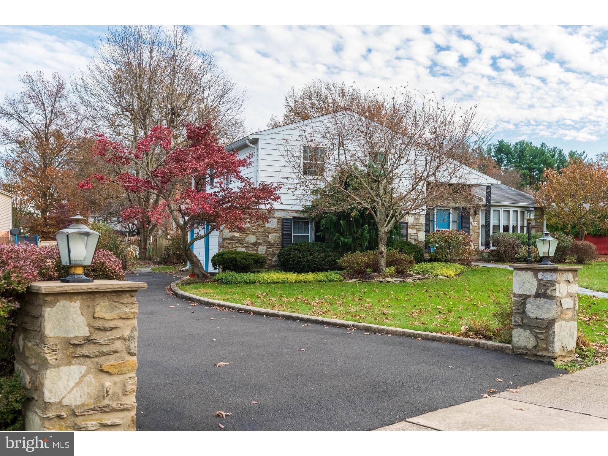 Huntingdon Valley, PA 19006,805 BLACK ANGUS LN