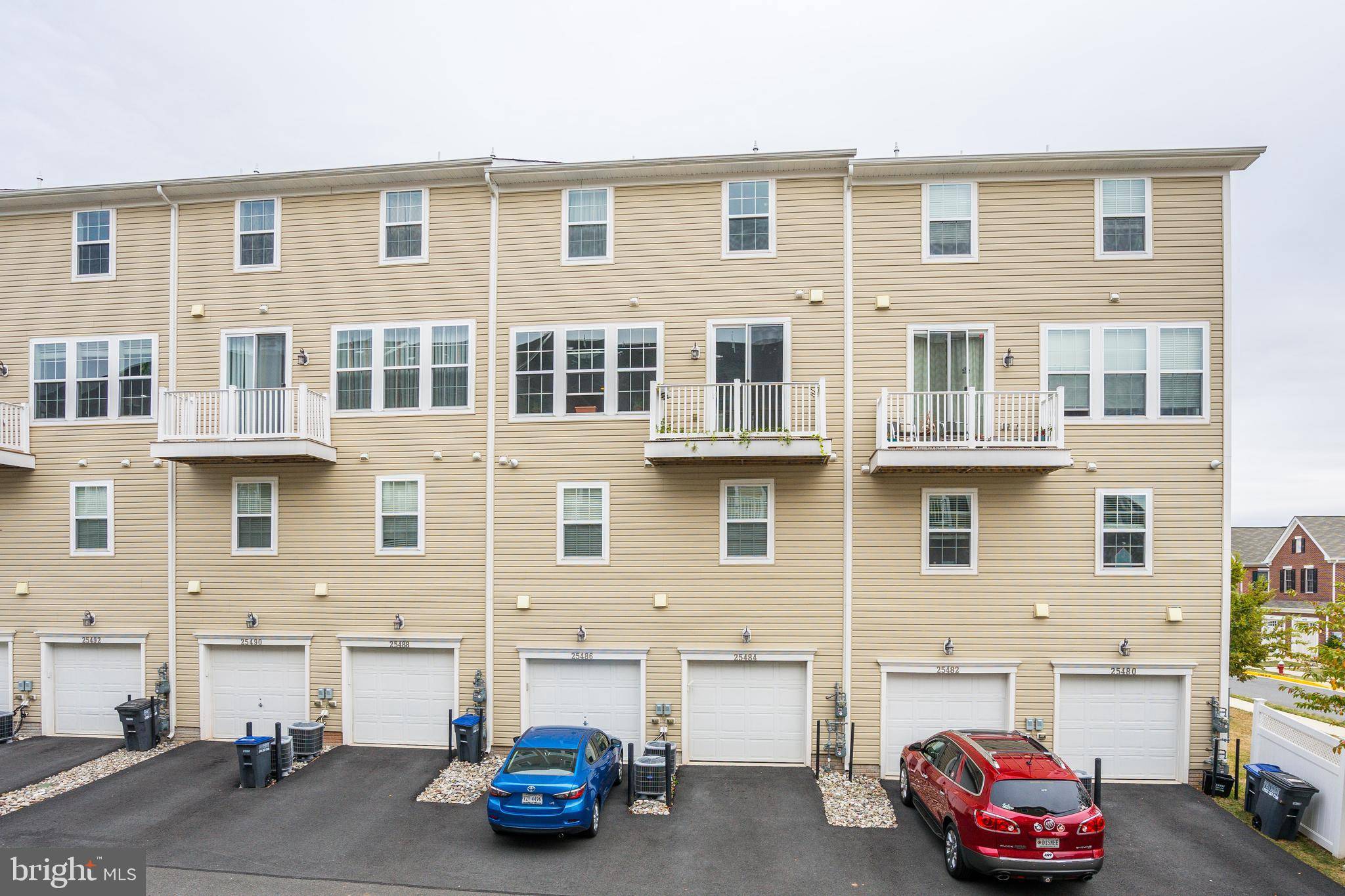 Chantilly, VA 20152,25484 CASALE TER