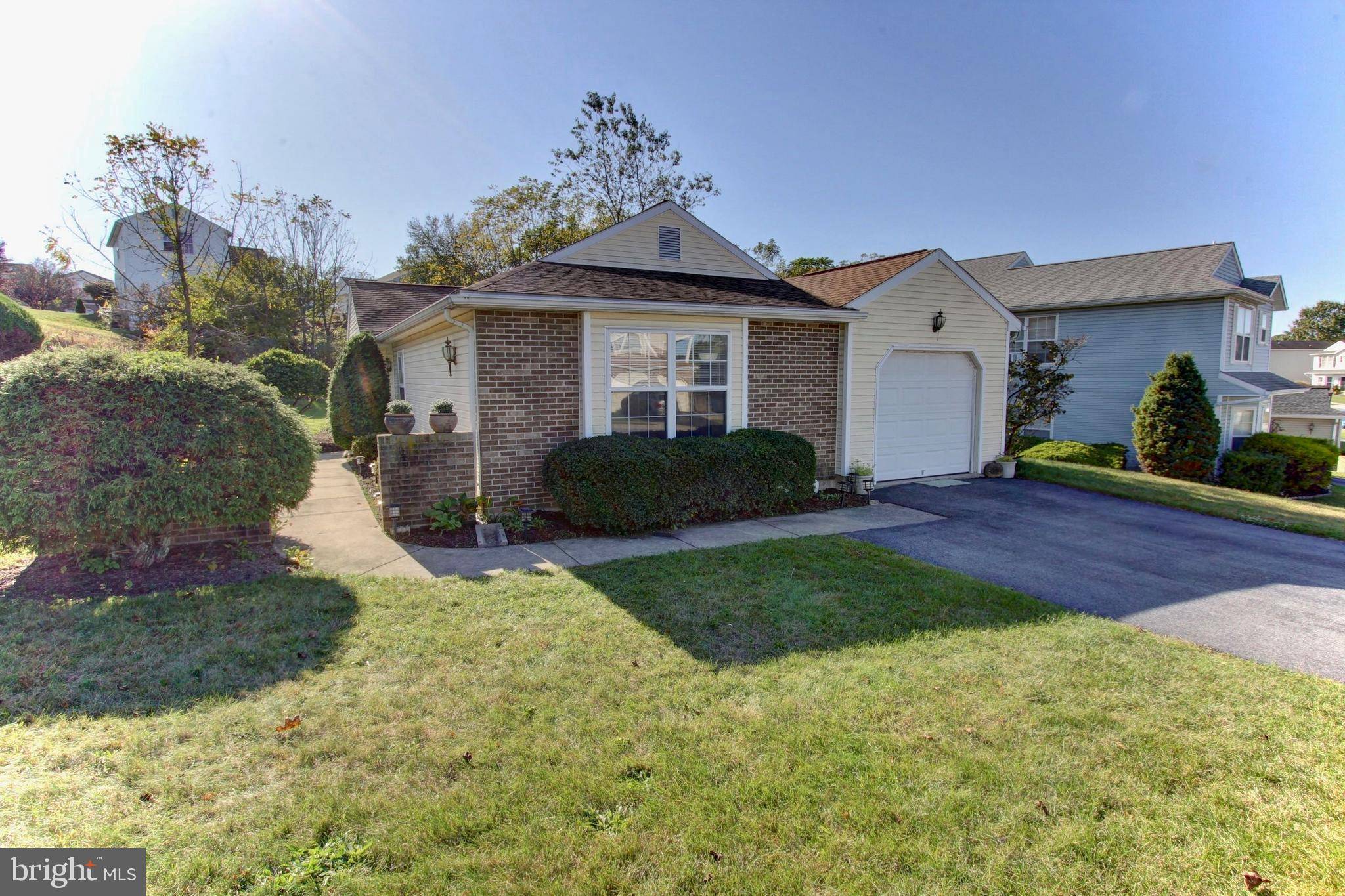 Harrisburg, PA 17111,6260 S HIGHLANDS CIR