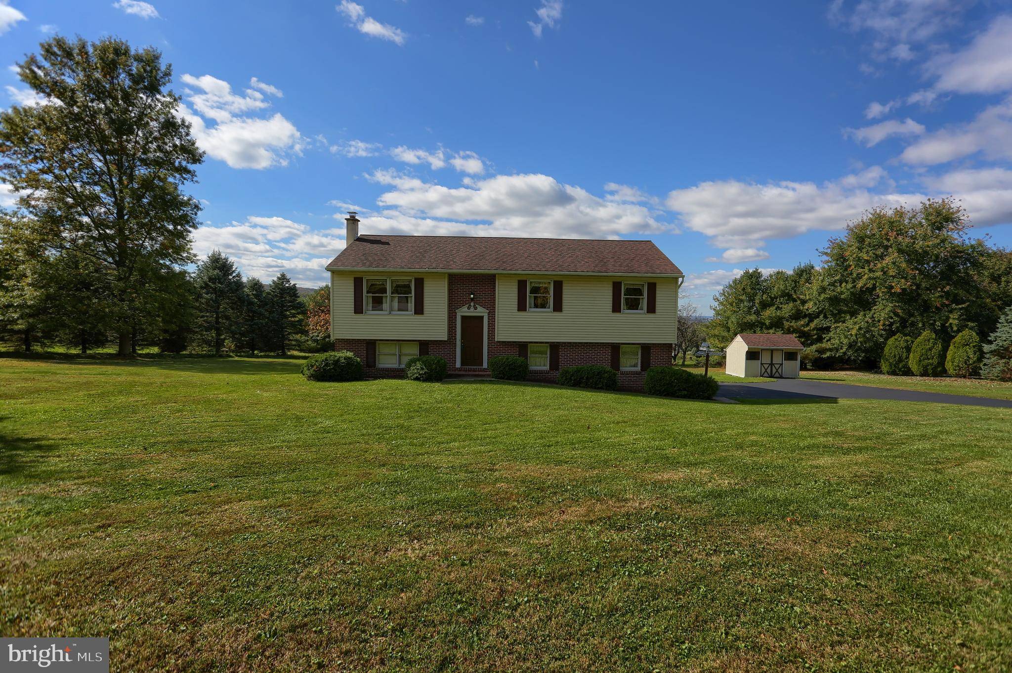 Narvon, PA 17555,1915 W VIEW DR