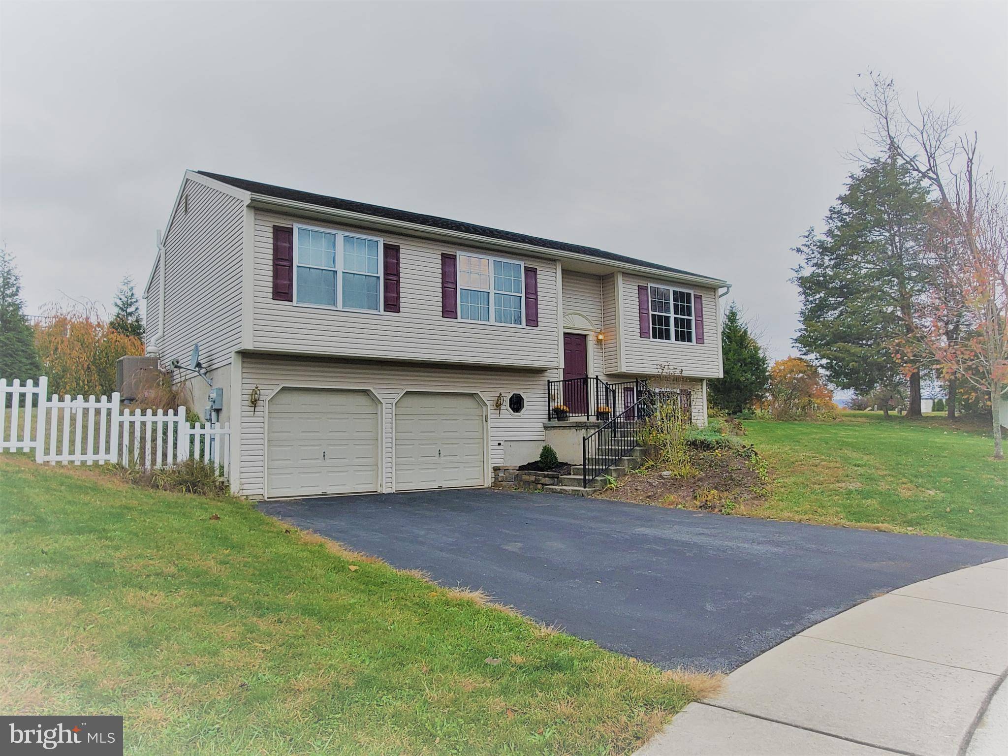 Pine Grove, PA 17963,3 LOWLAND CV