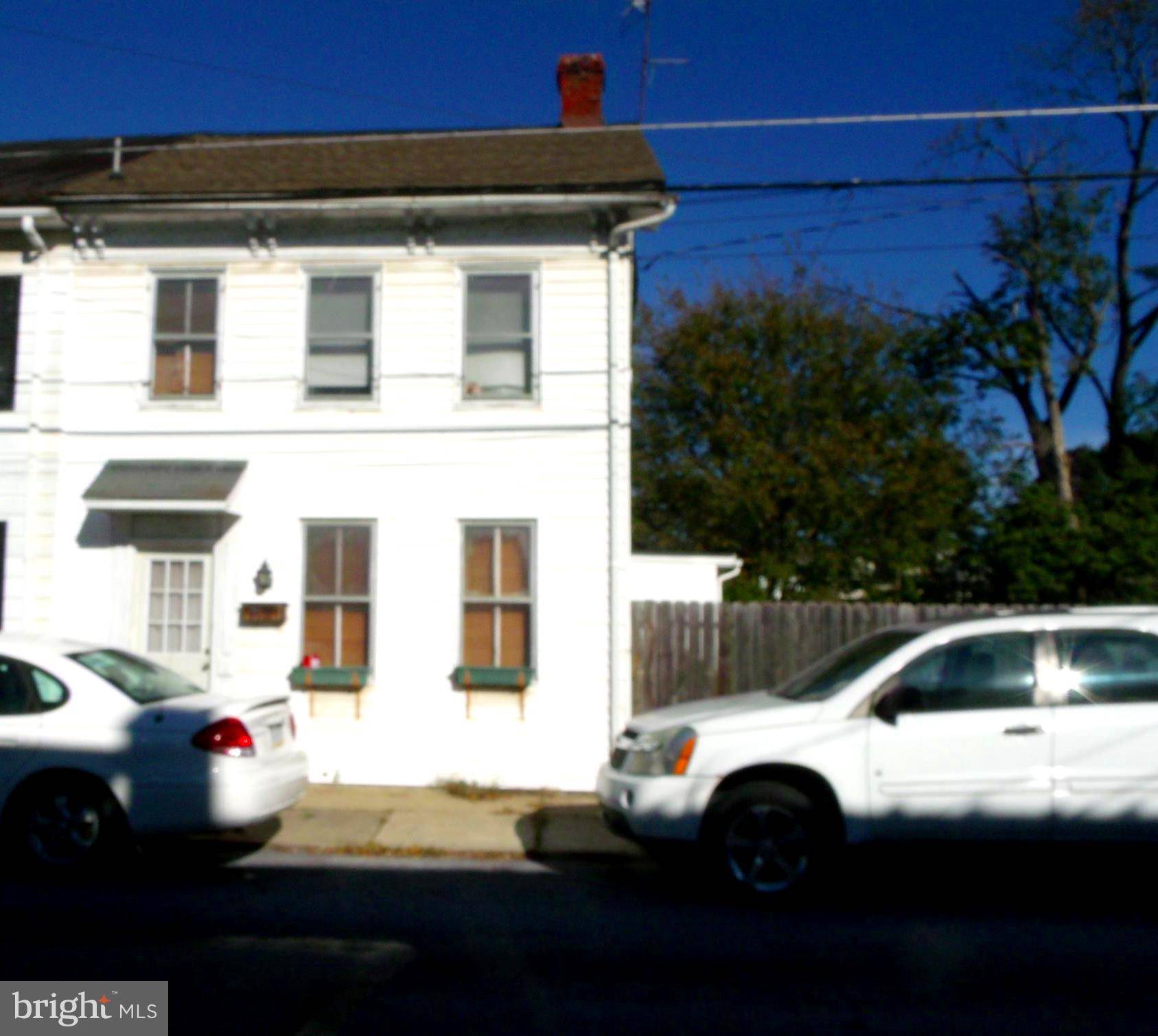 Mechanicsburg, PA 17055,22 W GREEN ST