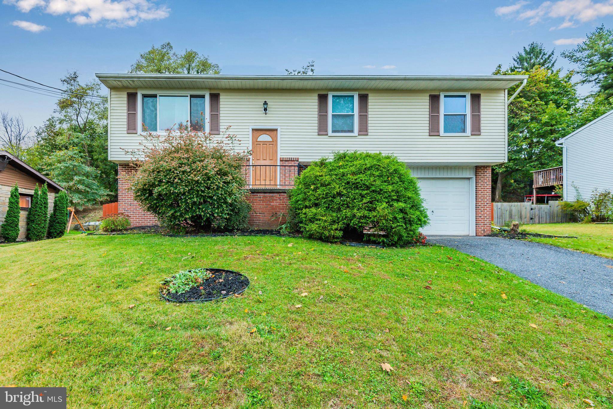 New Cumberland, PA 17070,110 PLEASANTVIEW TER