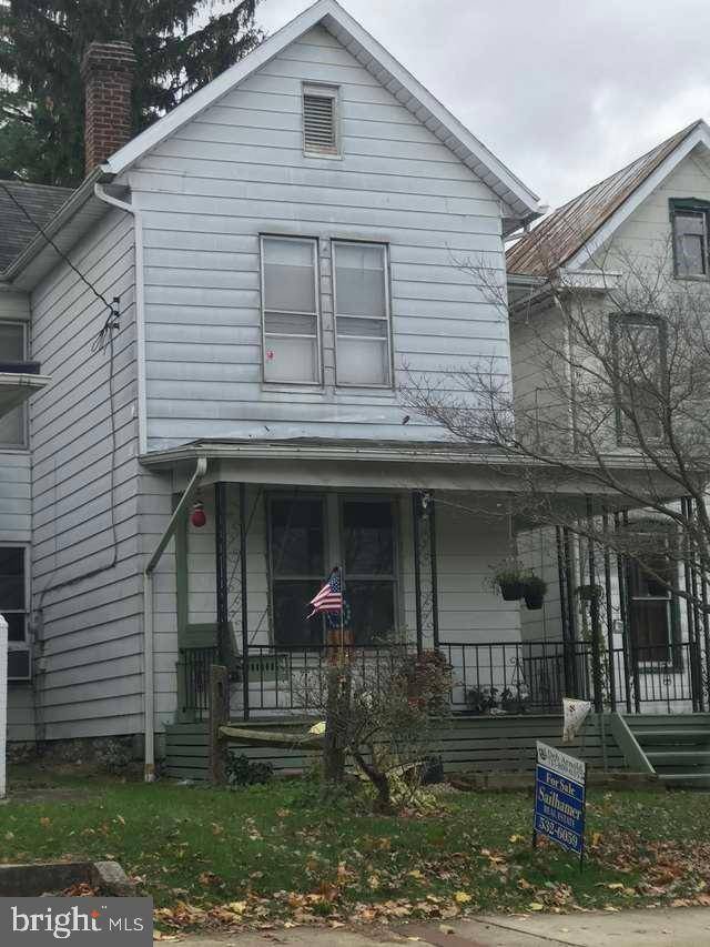 Shippensburg, PA 17257,208 E ORANGE ST