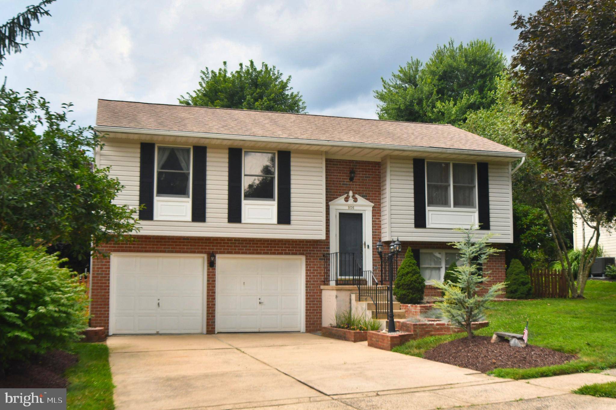 Abingdon, MD 21009,906 GREEN FAWN CT