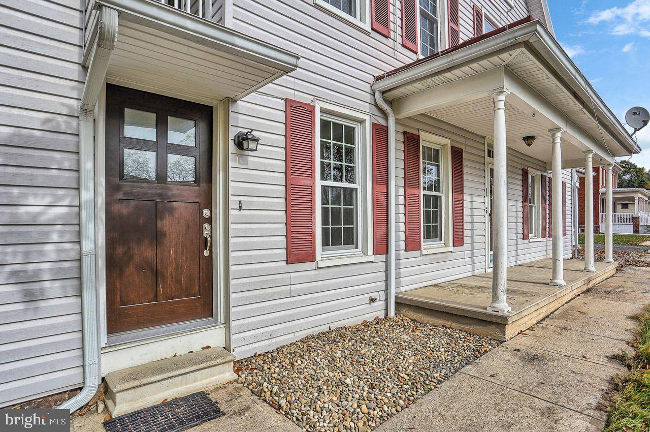 New Bloomfield, PA 17068,32 W MCCLURE ST