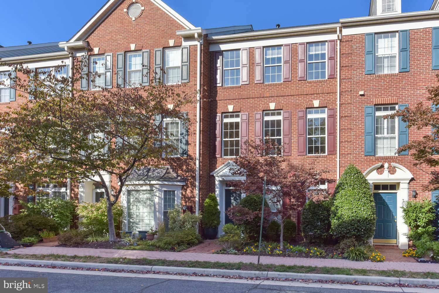 Alexandria, VA 22314,707 NORFOLK LN