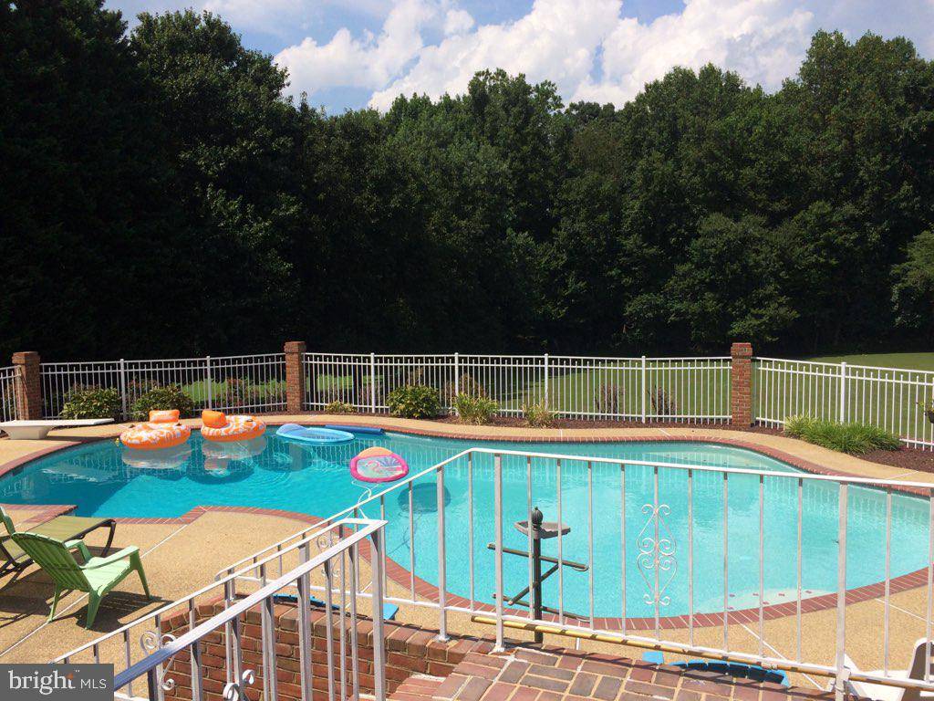 Huntingtown, MD 20639,35 HOILE LN